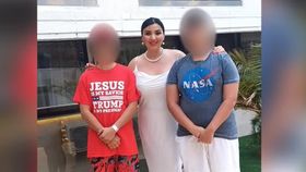 VIDEO Adriana Bahmuțeanu îi cheamă în instanță pe fiii majori ai lui Silviu Prigoană! Nu și-a mai văzut copiii de când le-a murit tatăl: „Este un caz de luare de ostatici”